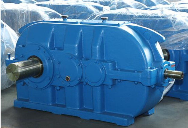 DCY皮带机硬齿面减速机